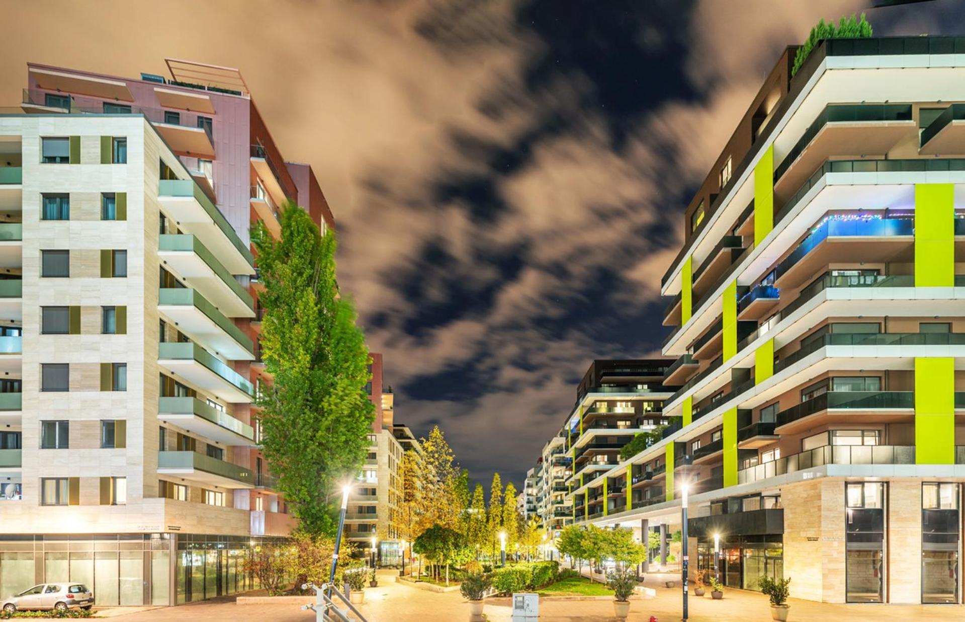 Mega Sale - Book Now - Corvin Royal Apartments Budapeste Exterior foto